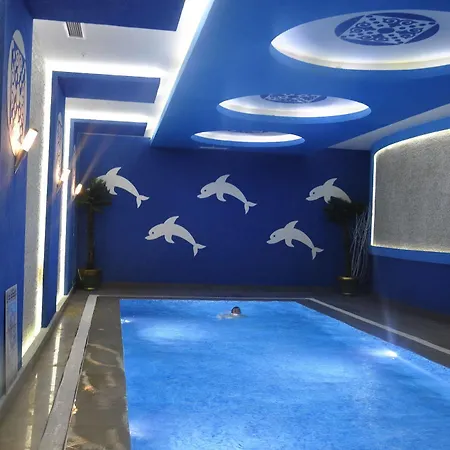 Hotel Elips Royal &