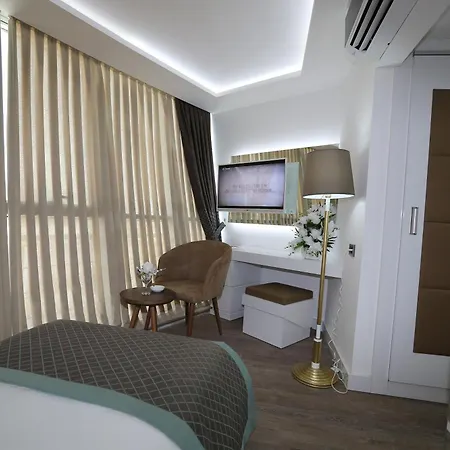 Hotel Elips Royal &