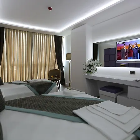 Elips Royal & 4*