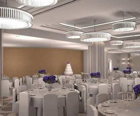 Elips Royal & Hotel