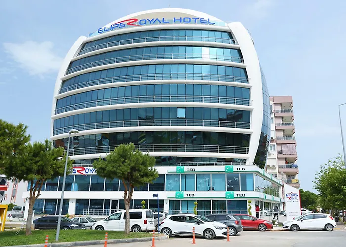 Hotel Elips Royal & 4*