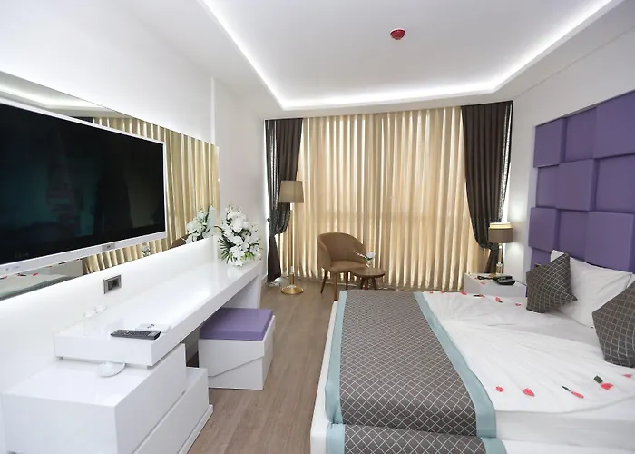 Elips Royal & Hotel Antalia