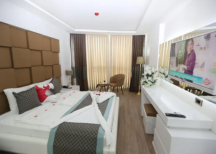 Hotel Elips Royal &
