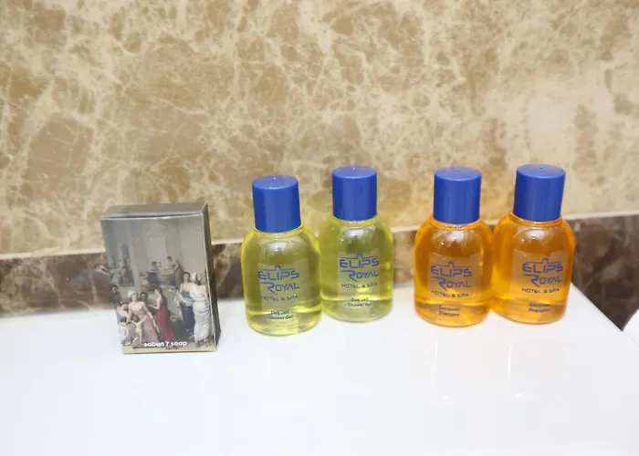 Отель Elips Royal &