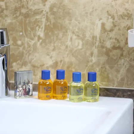 Elips Royal & ホテル