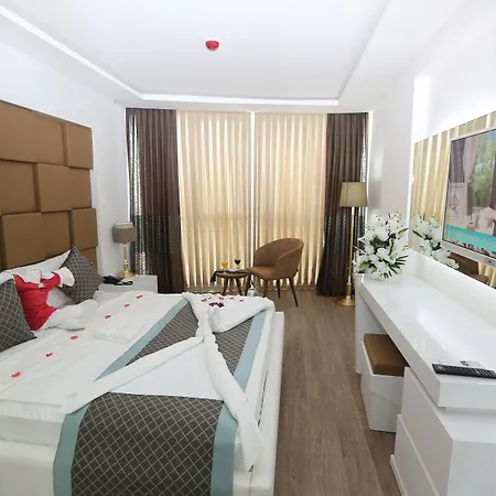 Hotel Elips Royal &